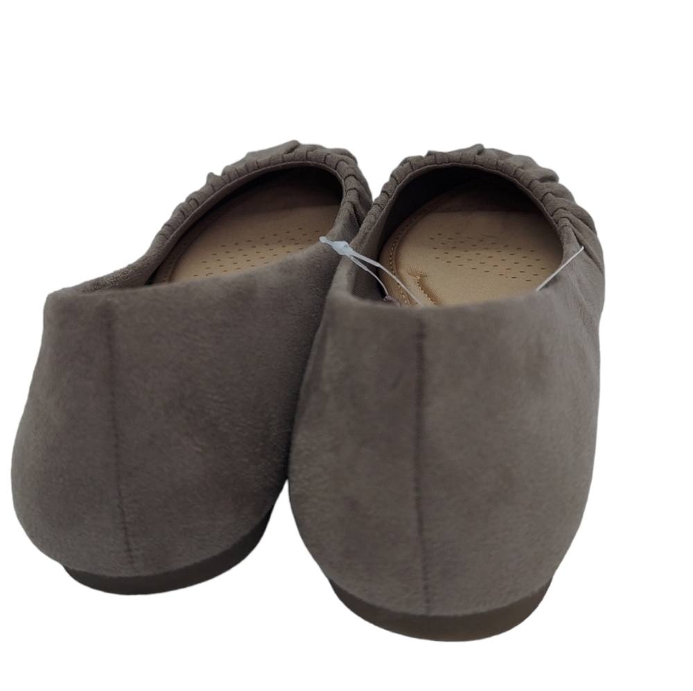 Ophelia Roe Ramona Pleat Taupe Flat Shoes  Women's Size 7W NWT - Picture 3 of 6
